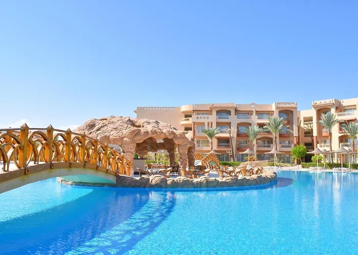 Parrotel Lagoon Waterpark 5*