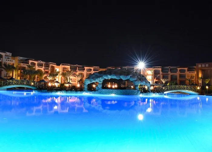 Parrotel Lagoon Waterpark Resort 5*